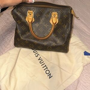 Authentic Louis Vuitton speedy size 30